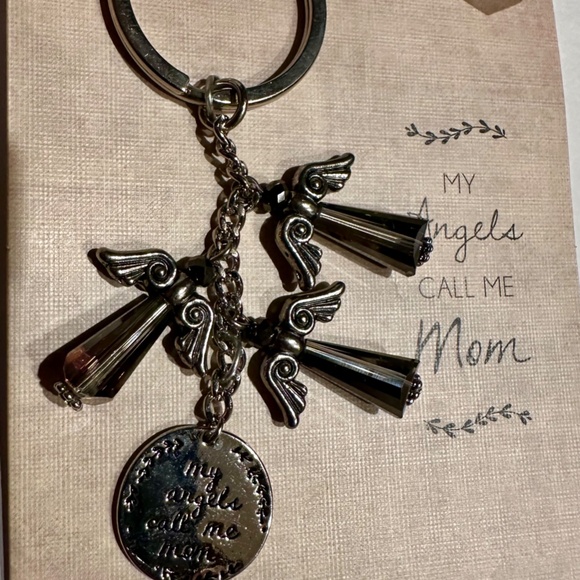 Alexa's Angels Angels + Mom Keychain - Picture 3 of 3